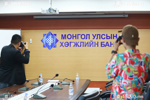 Хөгжлийн банктай холбоотой 19 хэргийг сэргээлээ